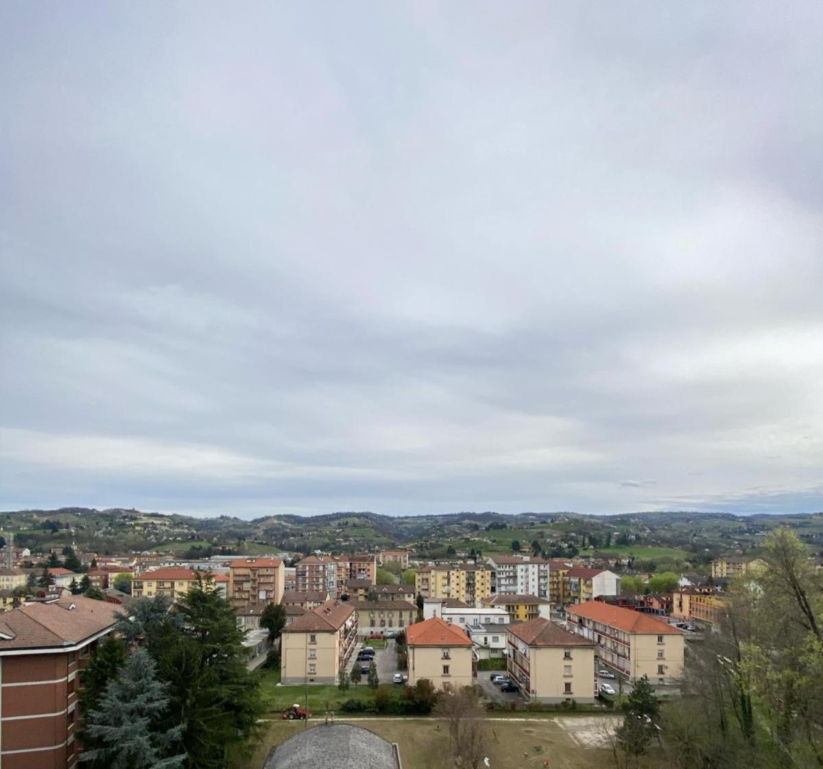 Bella Vista Apartman Canelli Kültér fotó